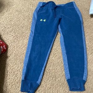 Little girls size xsm under armour used